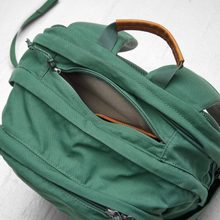 Load image into Gallery viewer, Fjallraven - Raven 28