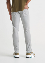 Load image into Gallery viewer, Duer - Slim Fit No Sweat Pant - Fog