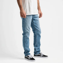 Load image into Gallery viewer, Roark - HWY 133 Slim Straight Denim