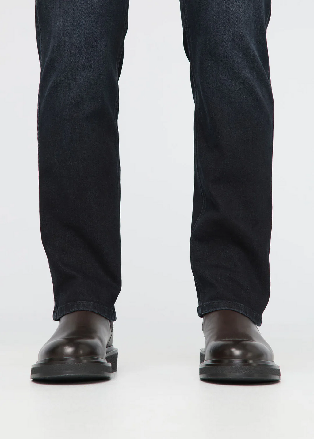 Duer - Performance Denim+ - Straight Fit - Carbon Stone