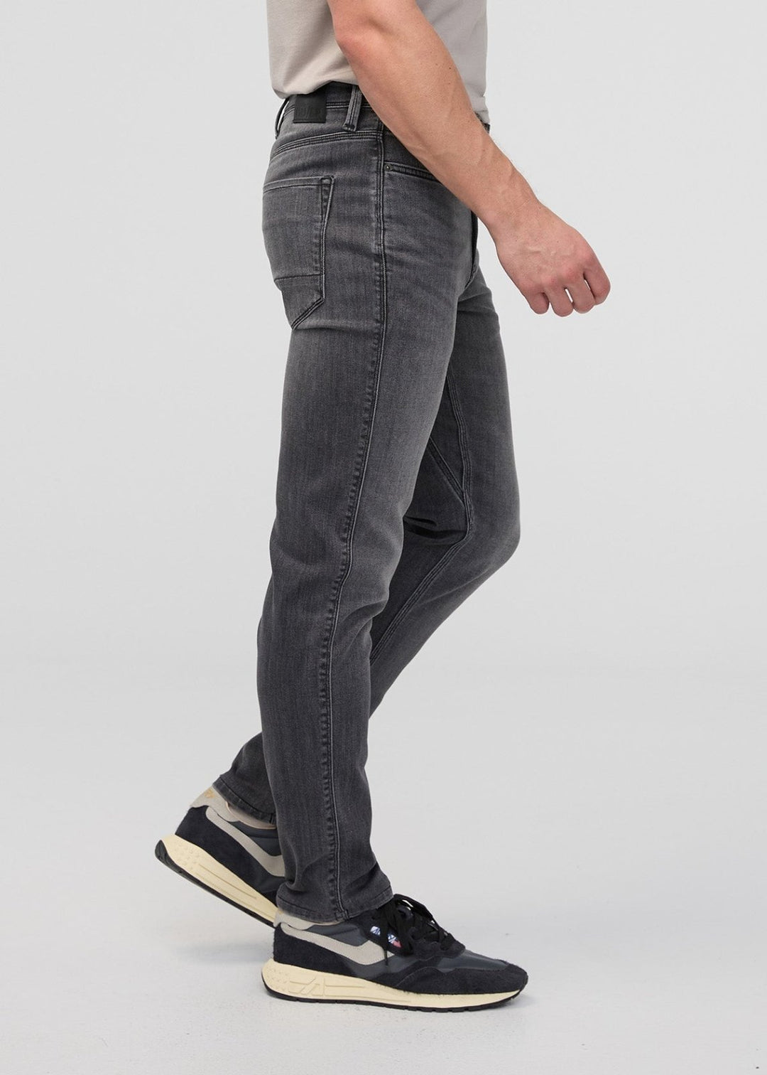 Duer - Perfomance Denim - Slim Taper - Vintage Grey