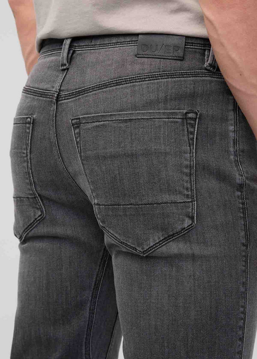 Duer - Perfomance Denim - Slim Taper - Vintage Grey