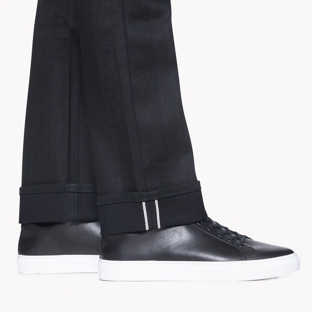 Unbranded - Straight Fit - 11oz Solid Black Selvedge