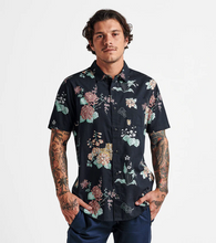 Load image into Gallery viewer, Roark - Journey Short Sleeve Shirt - Tiger Lotus