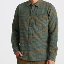 Load image into Gallery viewer, Roark - Crossroads Organic Cotton Flannel - Dark Forrest