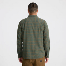 Load image into Gallery viewer, Roark - Crossroads Organic Cotton Flannel - Dark Forrest