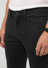 Load image into Gallery viewer, Duer - Performance Denim - Slim Straight - Worn Black