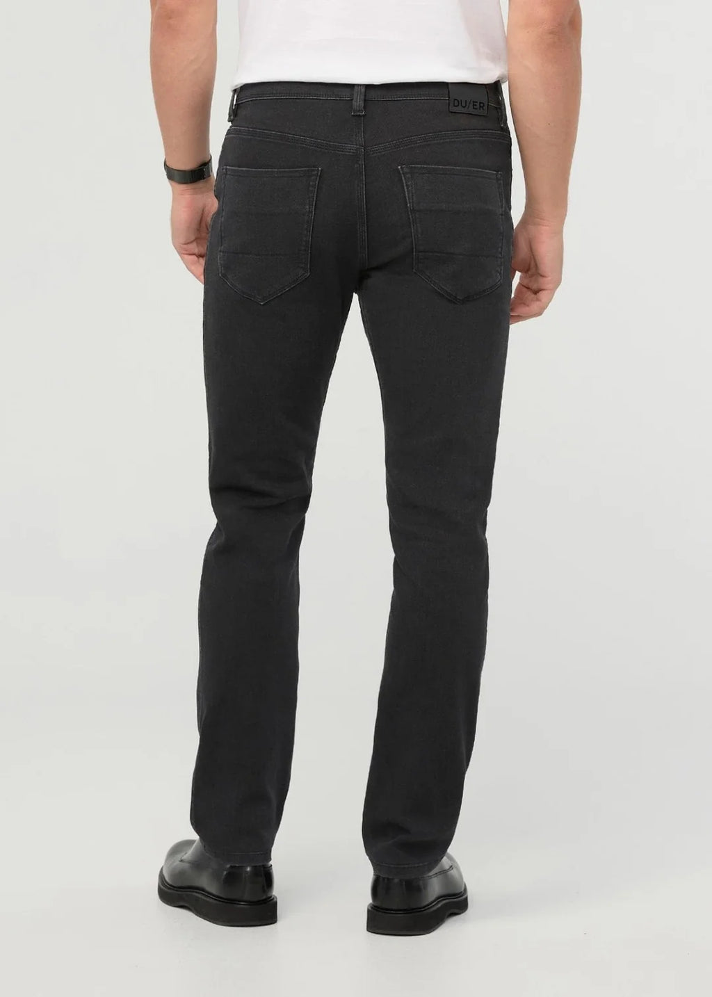 Duer - Performance Denim - Slim Straight - Worn Black