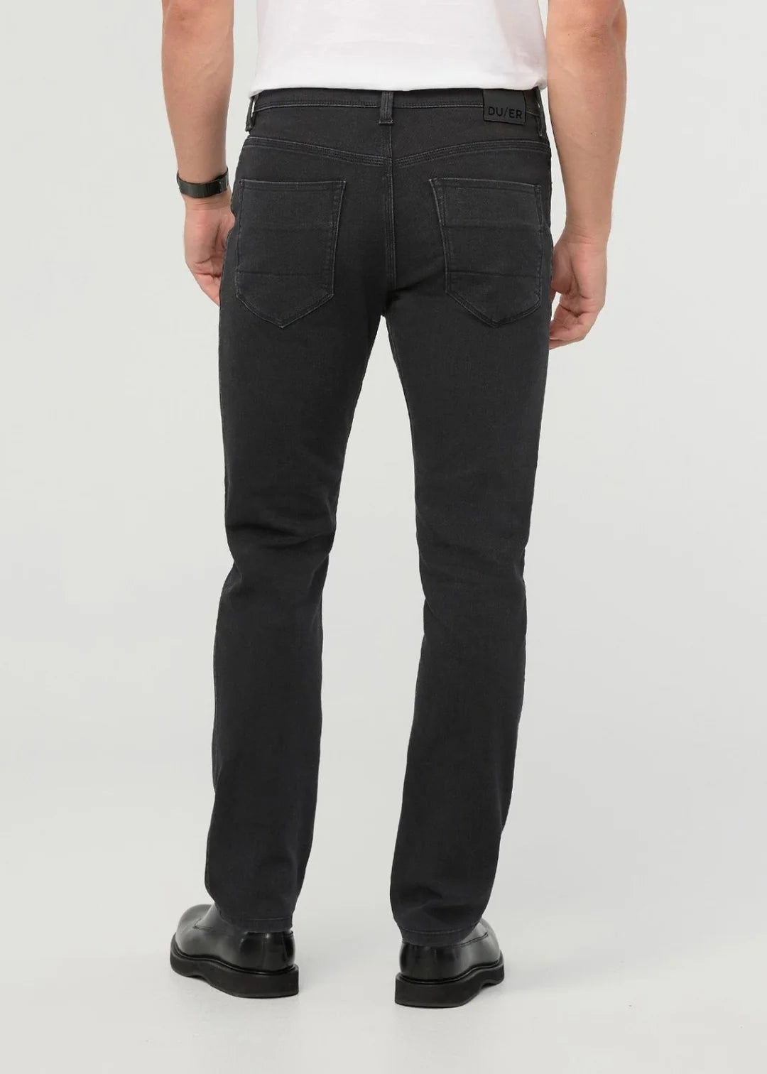 Duer - Performance Denim - Slim Straight - Worn Black