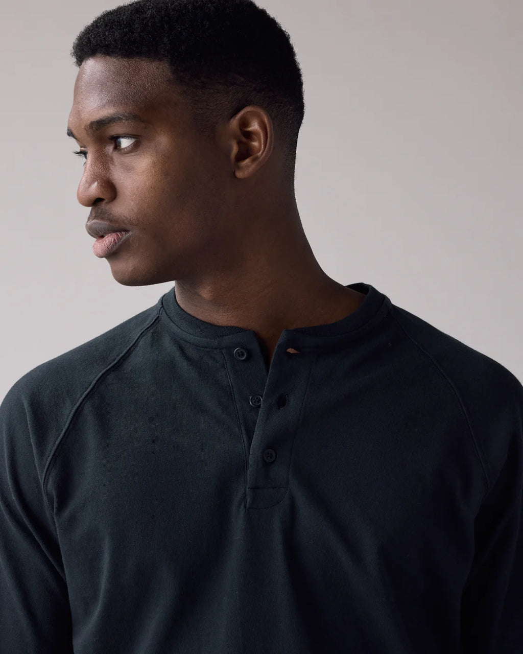 Anian - The Circular Henley