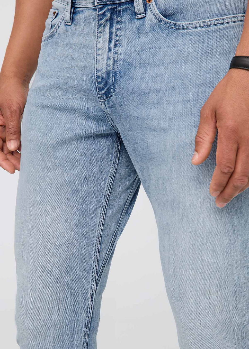 Duer - Performance Denim - Athletic Taper - Desert Stone Blue