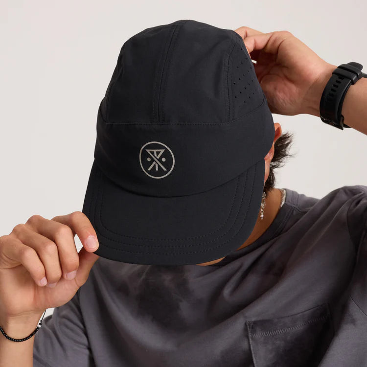 Roark - Alta Elite Run Hat - Black 2