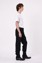 Load image into Gallery viewer, Neuw Denim - Ray Straight - Sharp Black