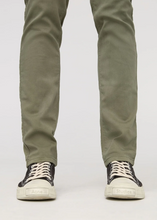 Load image into Gallery viewer, Duer - No Sweat Pant - Slim Fit - Light Fern