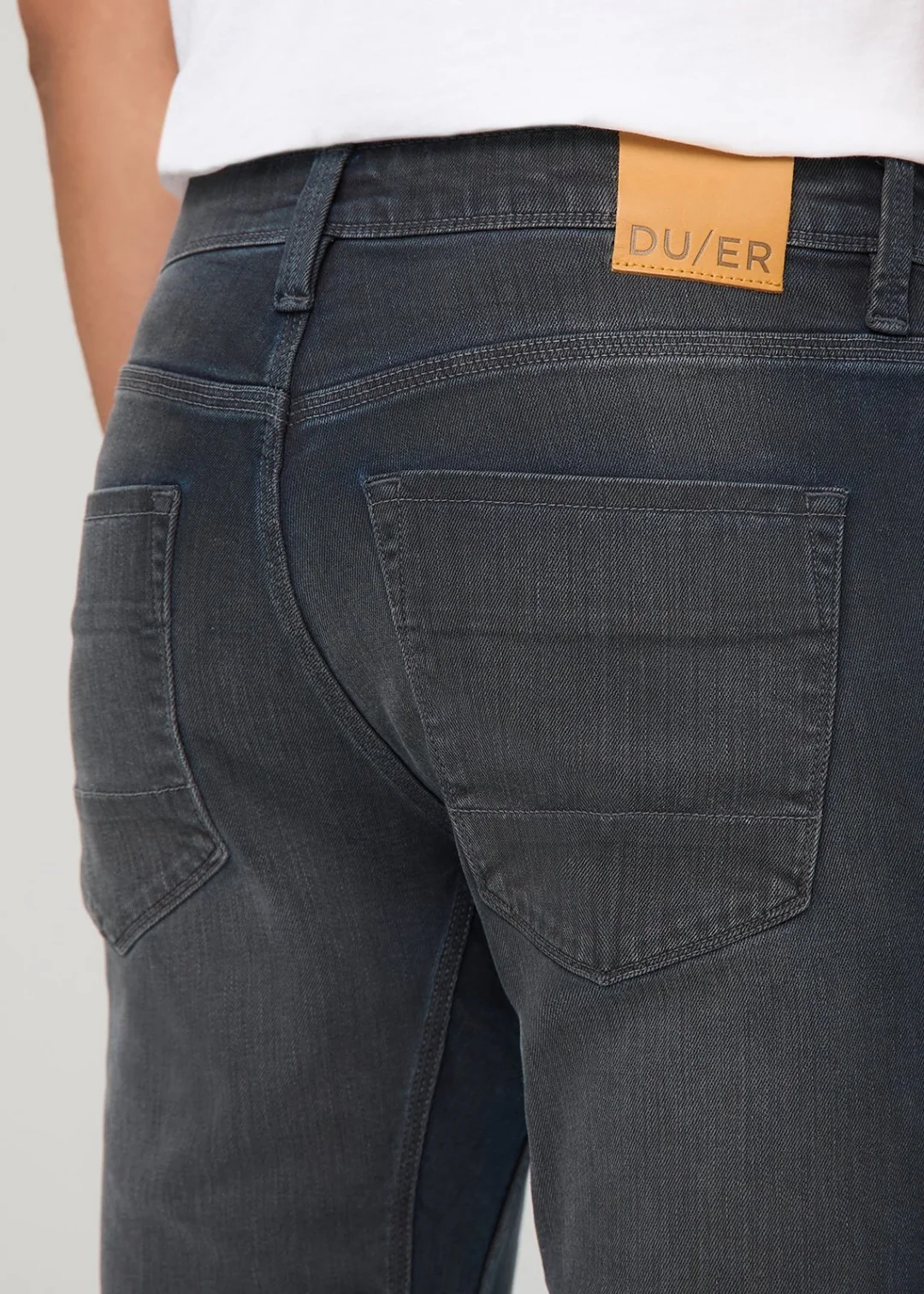 Duer - Performance Denim - Athletic Taper - Midnight