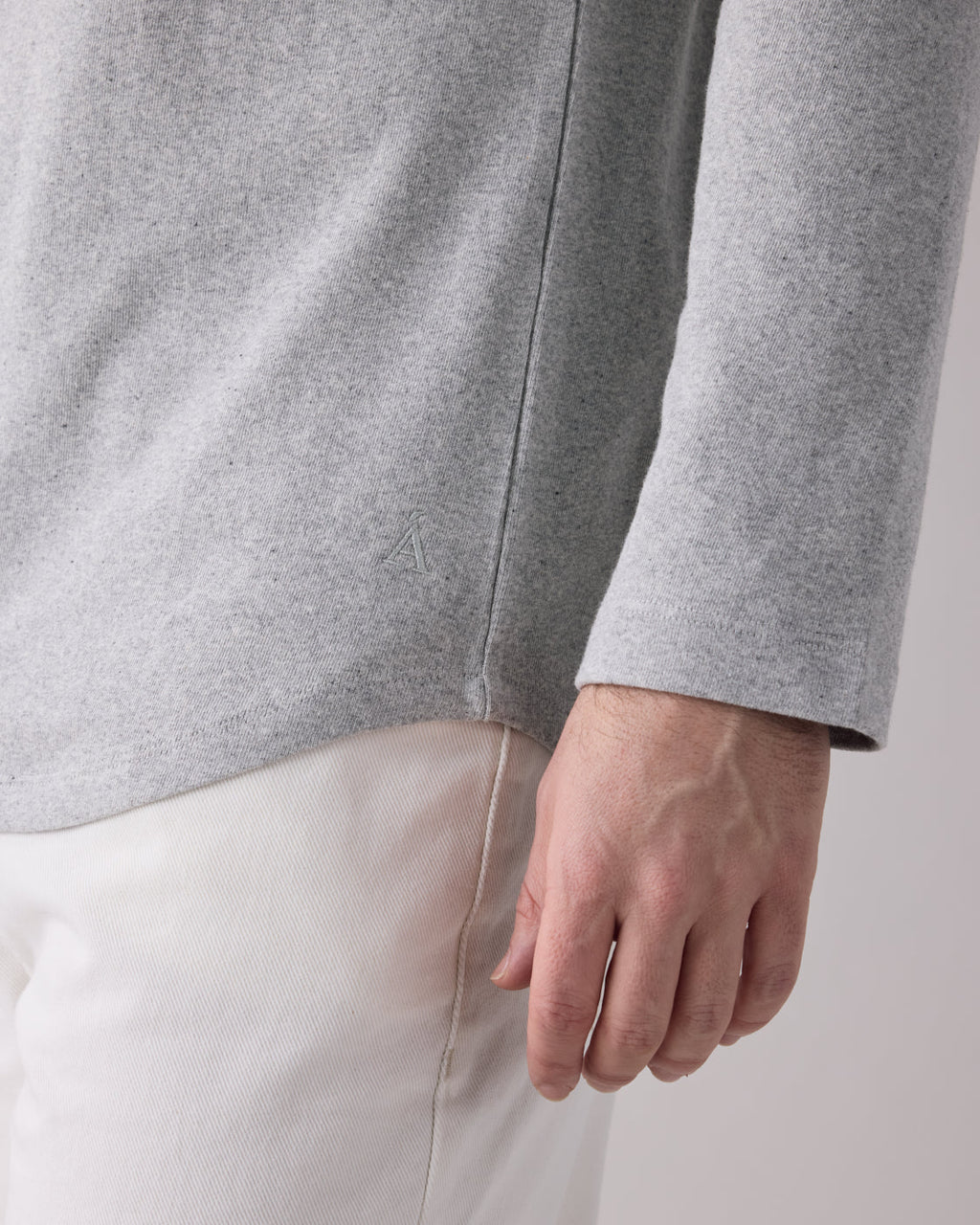Anian - The Circular Henley
