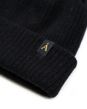 Load image into Gallery viewer, Anian - Recycled Cashmere Beanie